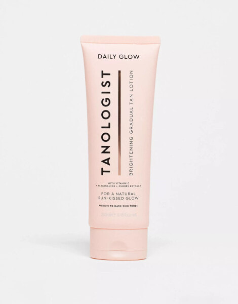 Tanologist Daily Glow Brightening Gradual Tan Medium/Dark 250ml