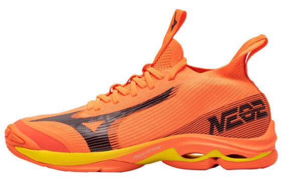 Кроссовки Mizuno Wave Lightning Neo