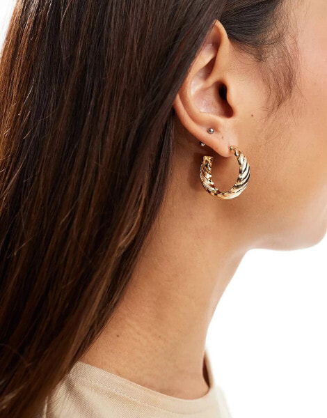 Accessorize croissant hoop earrings in gold