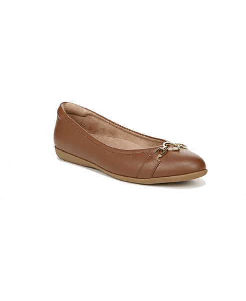 Vivienne-O Flats