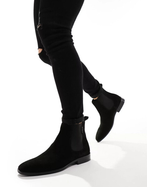 Walk London City Chelsea Boots In Black Suede