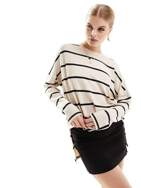 New Look long sleeve knitted top in cream and black stripe