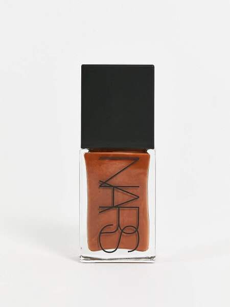 NARS Light Reflecting Foundation Ухаживающий тональный флюид со светоотражающими частицами