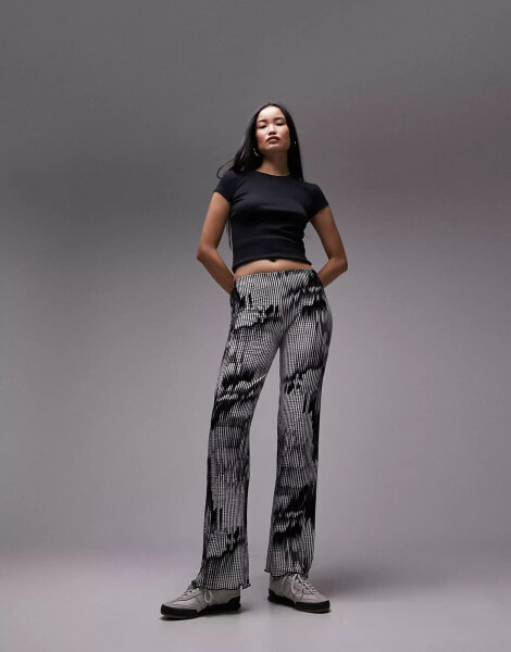 Topshop – Plissierte Hose mit schwarz-weißem Print