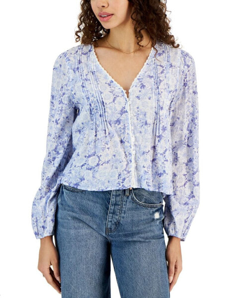 Juniors' Floral-Print Pintucked Blouse