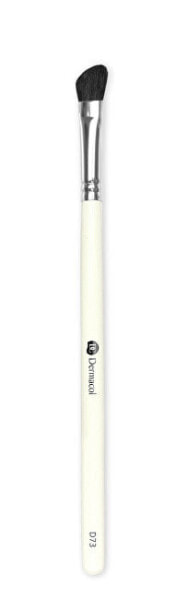 Cosmetic brush with natural fibers to apply D73 corrector