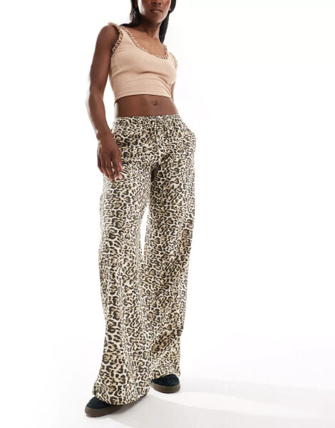 Stradivarius tie waist linen look trouser in leopard print