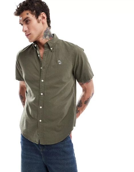 Abercrombie & Fitch short sleeve elevated icon logo oxford shirt in dark green