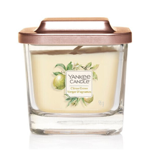 Маленькая угловая свеча Цитрусовая роща 96 г Yankee Candle