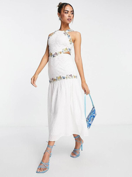 Hope & Ivy halter neck midaxi embroidered dress in ivory
