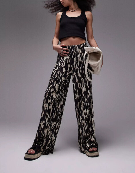 Topshop abstract leopard print plisse trouser in mono