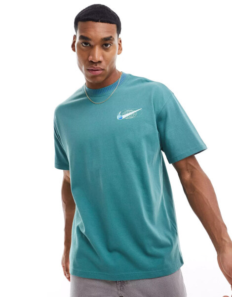 Nike Swoosh chest logo t-shirt in dark green