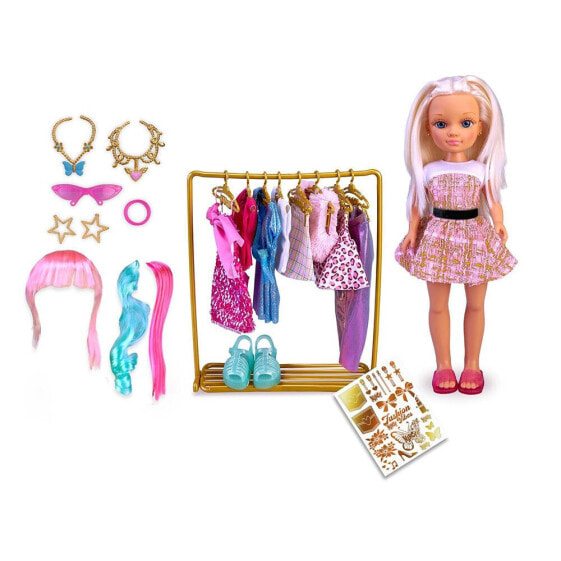 Кукла Nancy с набором аксессуаров и одежды для примерки
