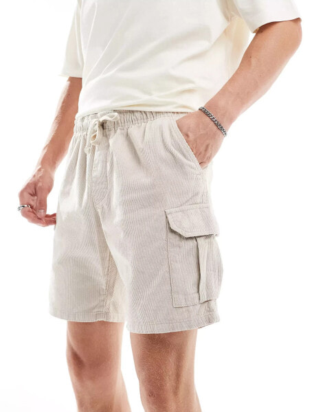 Brave Soul cord cargo short in off white