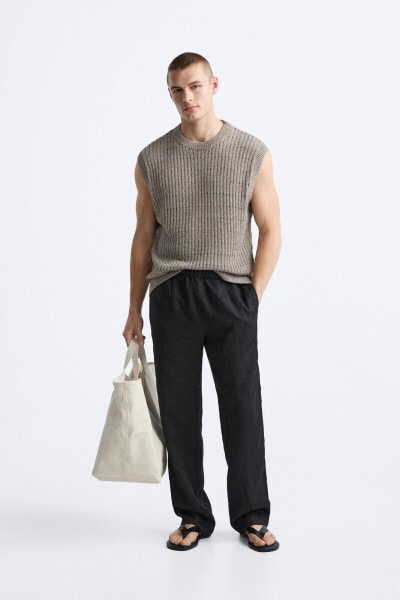 OPEN KNIT VEST