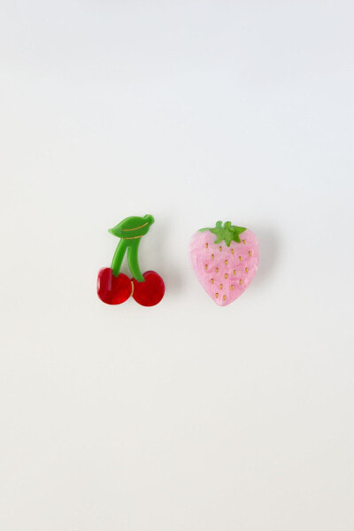 2-pack cherry and strawberry hair clips