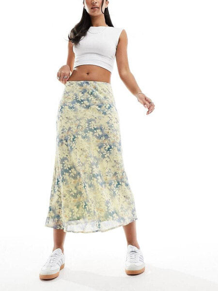 Edited midi skirt in dusty blue floral