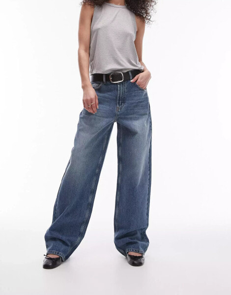 Topshop Gilmore low slung boyfriend jeans in abys