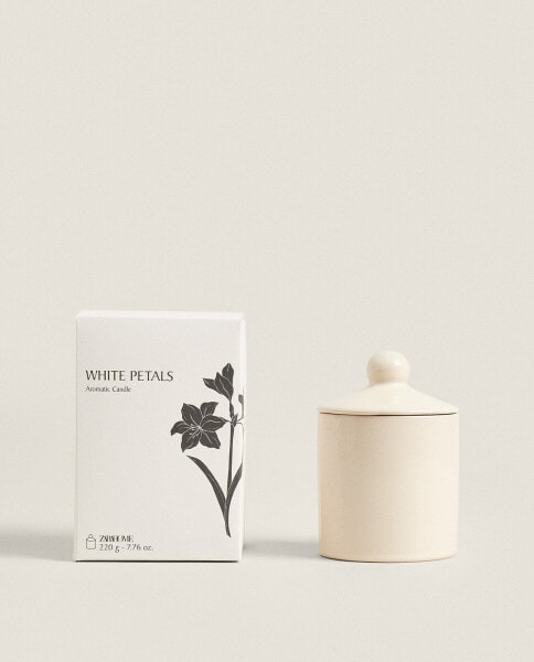 (220 g) white petals scented candle