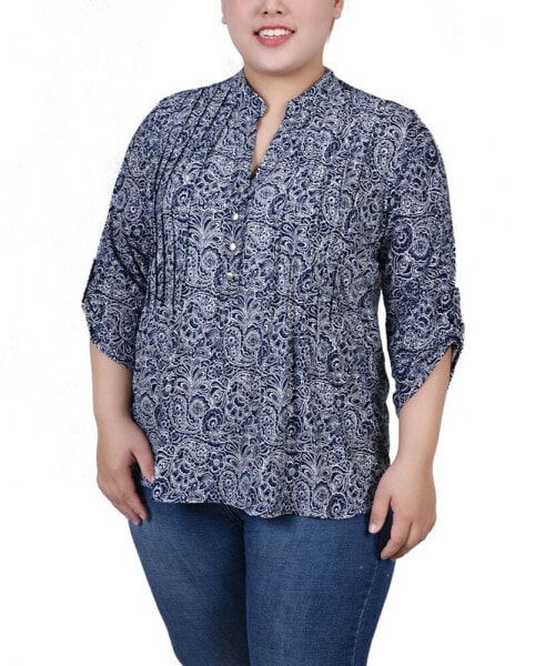 Plus Size 3/4 Roll Tab Sleeve Y-Neck Top