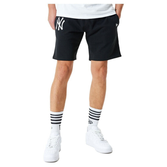 NEW ERA 60357055 League Essentials New York Yankees sweat shorts