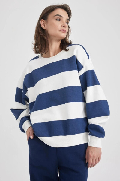 Свитшот Defacto Relax Fit Striped