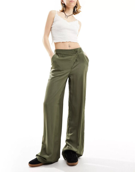 Noisy May wide leg satin trousers with asymmetric waistband in khaki