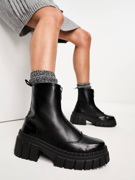 ASOS DESIGN – Alliance – Stiefel in Schwarz mit Reißverschluss vorne und dicker Sohle