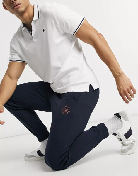 Jack & Jones Intelligence slim jogger in navy