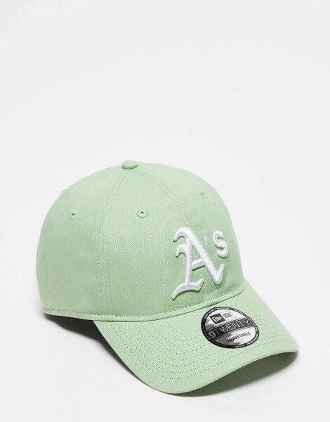 New Era 9twenty Oakland Athletics cap in light green