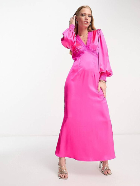 Вечернее платье Never Fully Dressed в розовом цвете с кружевными вставками