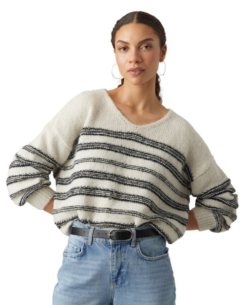 Women's Textured-Stripe V-Neck Sweater