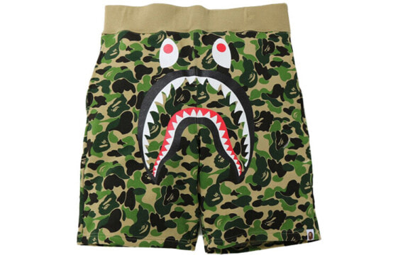 BAPE Camo Shark Sweat Shorts 迷彩鲨鱼休闲短裤 男款 / Шорты BAPE Camo Shark 1G30-153-2