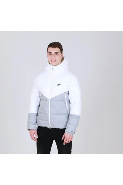 Куртка Nike Windrunner Storm-fit