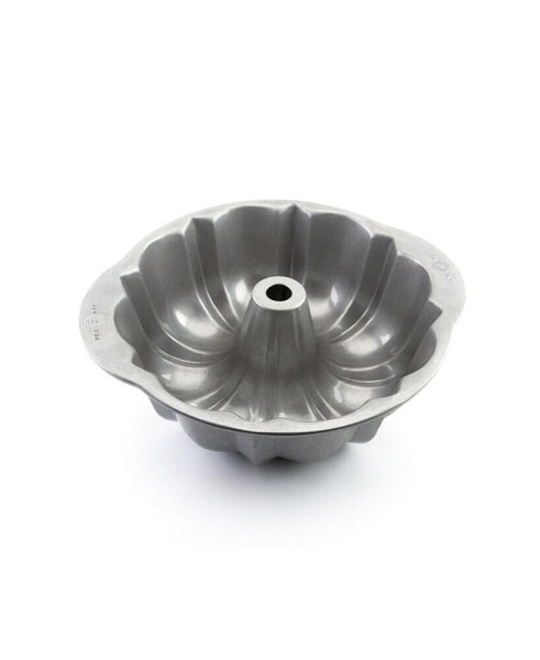 Fluted Tube Cake Pan