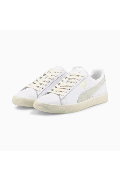CLYDE BASE SNEAKERS