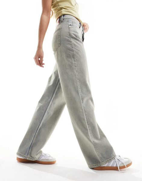 HUGO 937 straight leg jeans in light wash