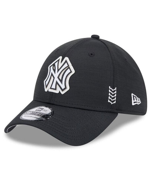 Men's Black New York Yankees 2024 Clubhouse 39THIRTY Flex Fit Hat