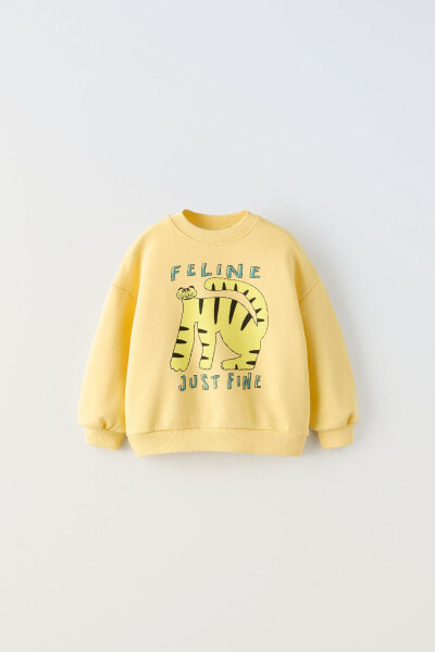 Feline sweatshirt