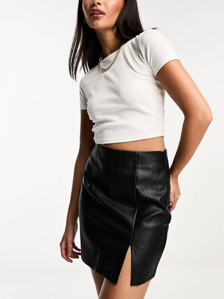 Stradivarius mini skirt with split hem in black in PU