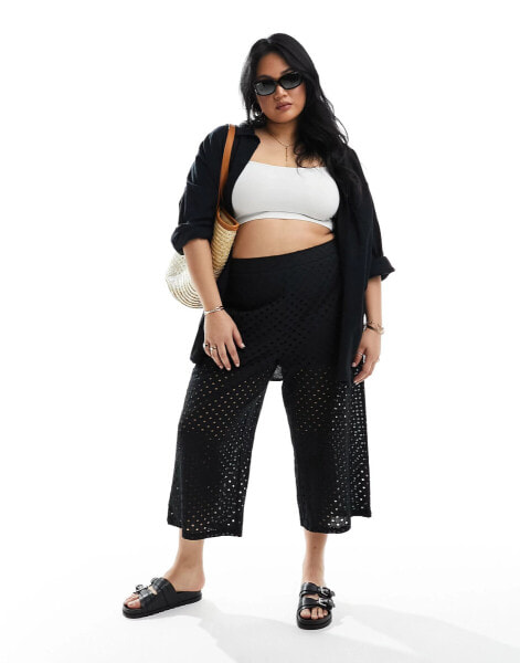 ASOS DESIGN Curve broderie culotte in black