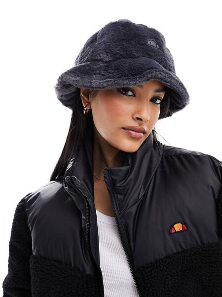 Ellesse Risso bucket hat in dark grey 