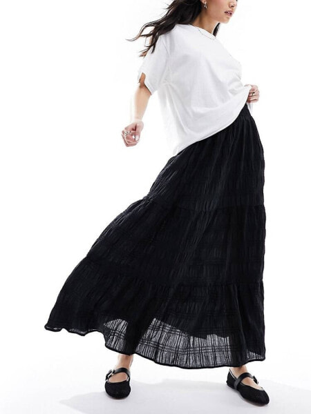 Pieces textured tiered maxi skirt in black