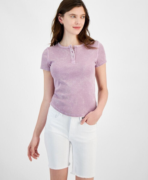 Juniors' Ribbed Washed Henley Tee