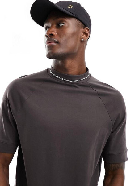 ASOS DESIGN standard heavyweight raglan t-shirt in brown