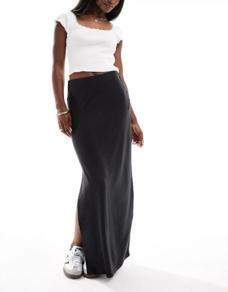 Vero Moda Aware jersey maxi skirt with side split in black