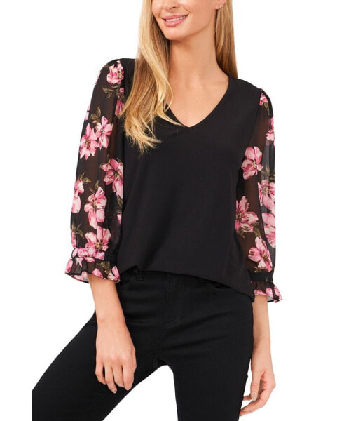 Women's 3/4-Floral Sleeve V-Neck Blouse