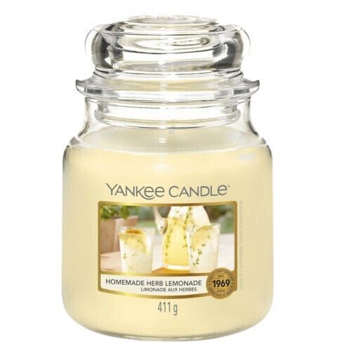 Свеча ароматическая Yankee Candle Classic Medium Домашний лимонад с травами 411 г