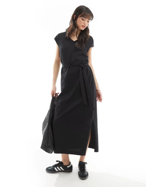 Selected Femme v neck maxi jersey dress in black