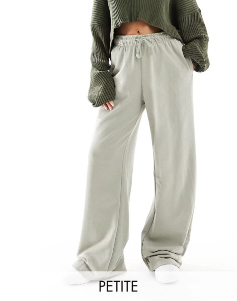 Stradivarius Petite wide leg jogger in washed khaki